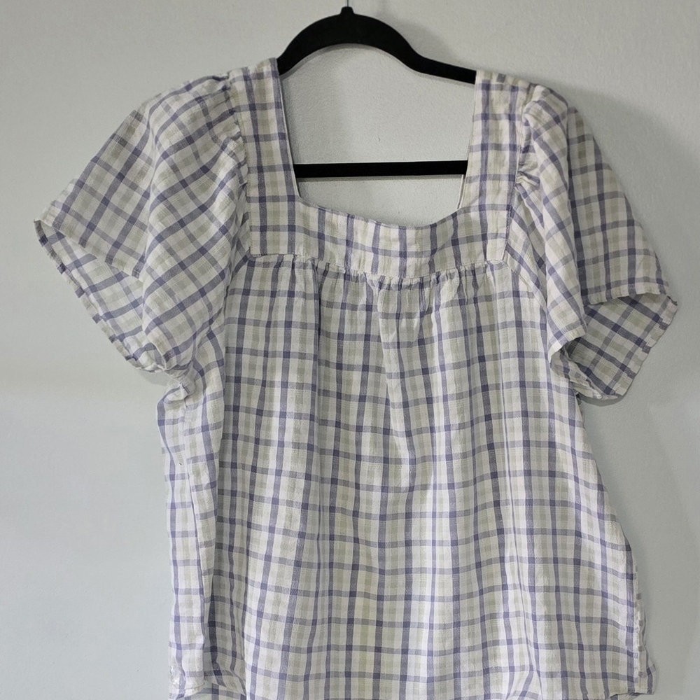Lola River Womens Top In Size Large.  It has Blue, Green And White Checks